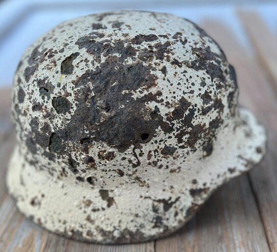 Winter camo German helmet M40 / from Velikiye Luki