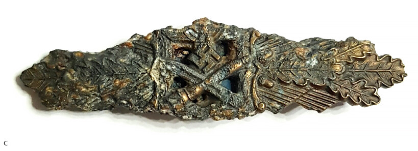 Close Combat Clasp by A.G.M.u.K. / from Koenigsberg