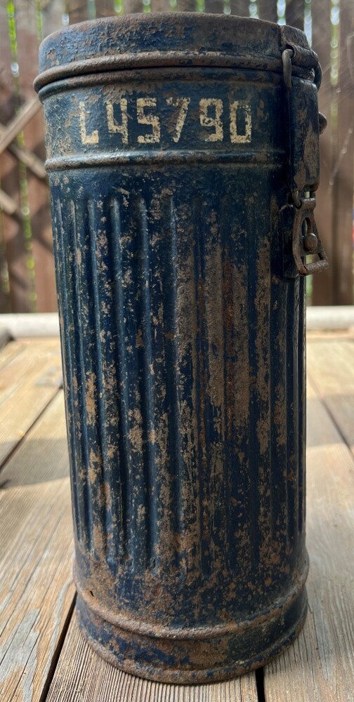 German gasmask canister / from Stalingrad