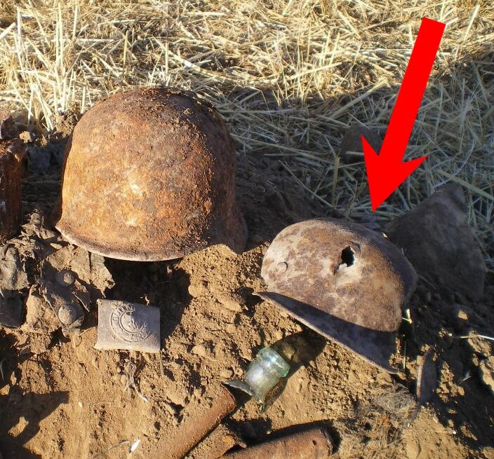 German helmet M40 / from Stalingrad