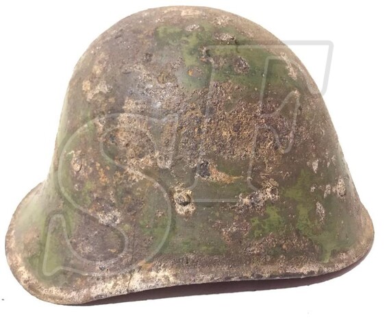 Romanian helmet / from Stalingrad