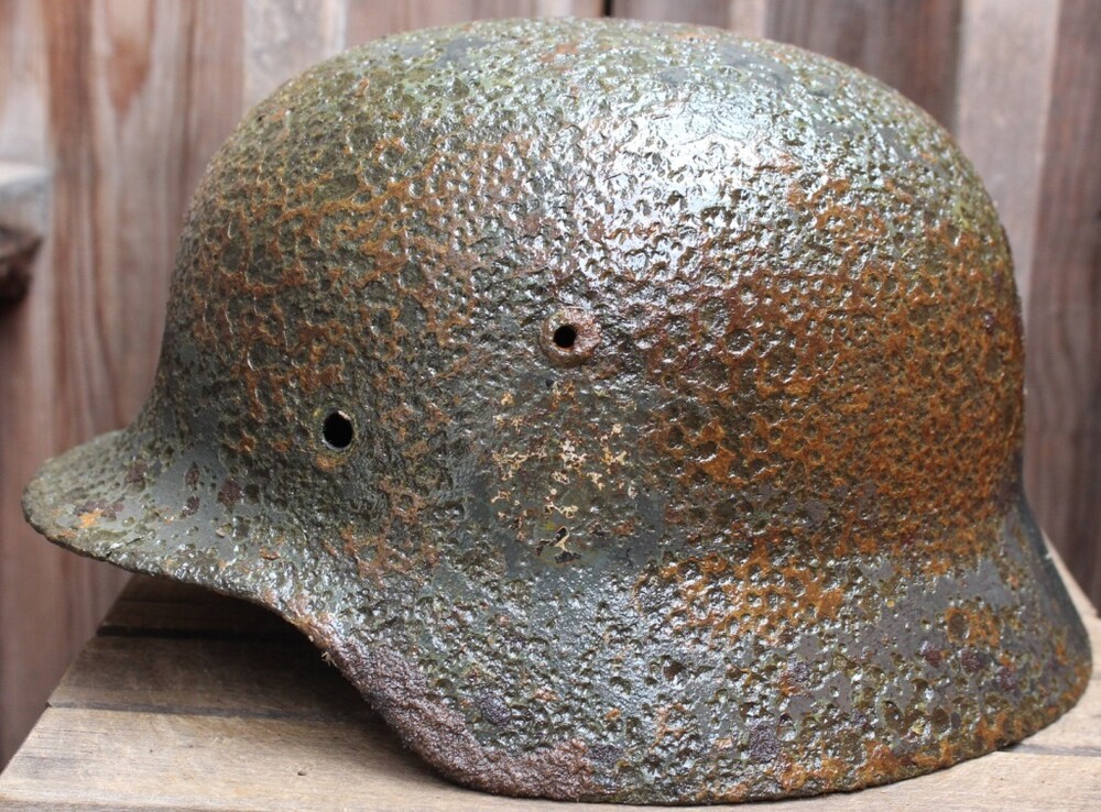 Wehrmacht helmet M35 / from Smolensk