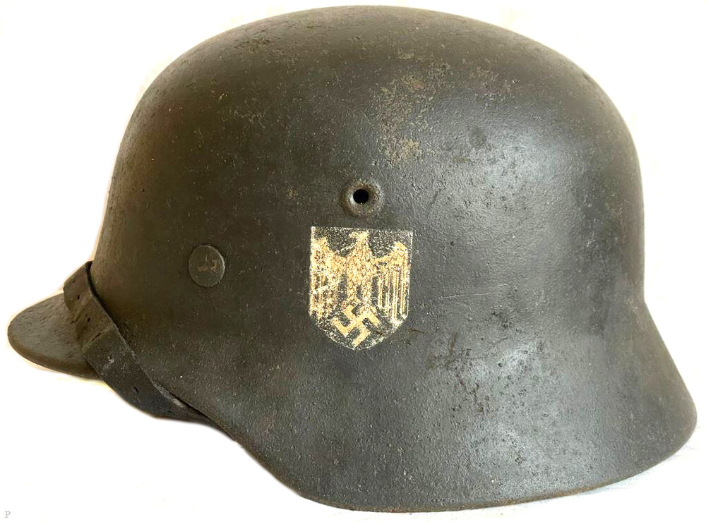 Wehrmacht helmet M40 / from Moscow