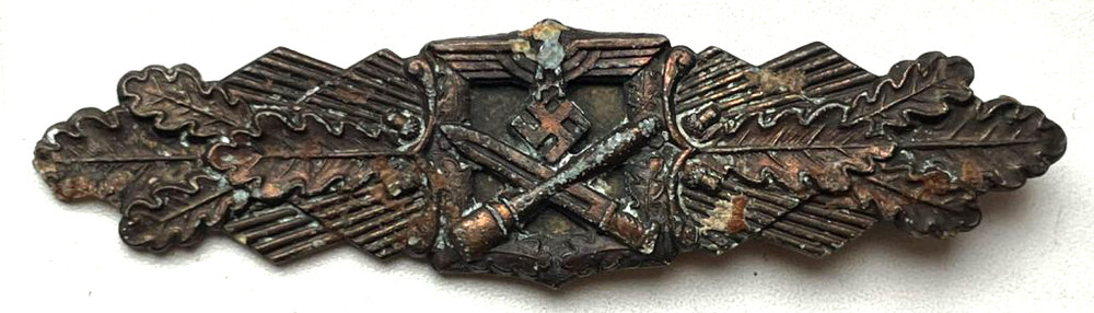 Close Combat Clasp / from Konigsberg