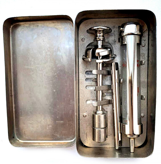 Wehrmacht syringe