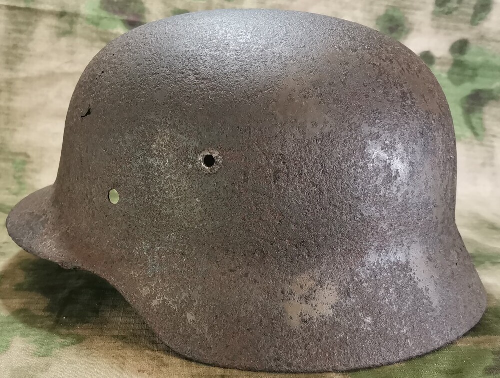 German helmet M40 / from Stalingrad