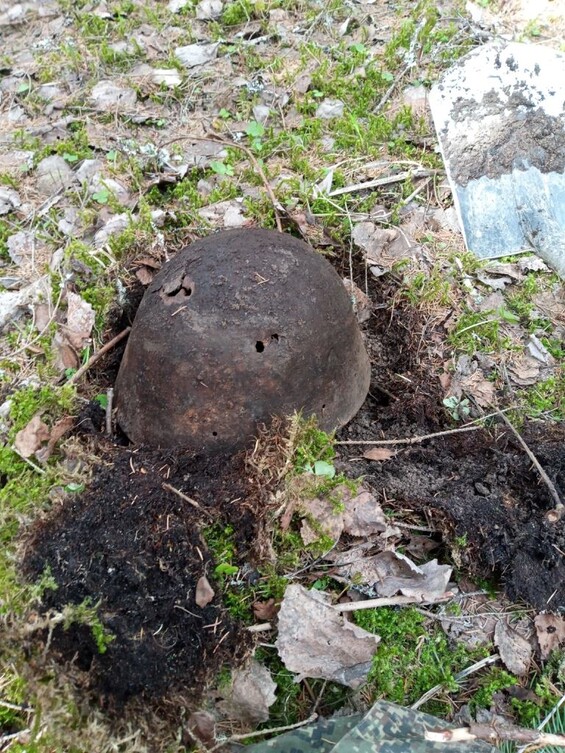 Czech helmet / from Leningrad
