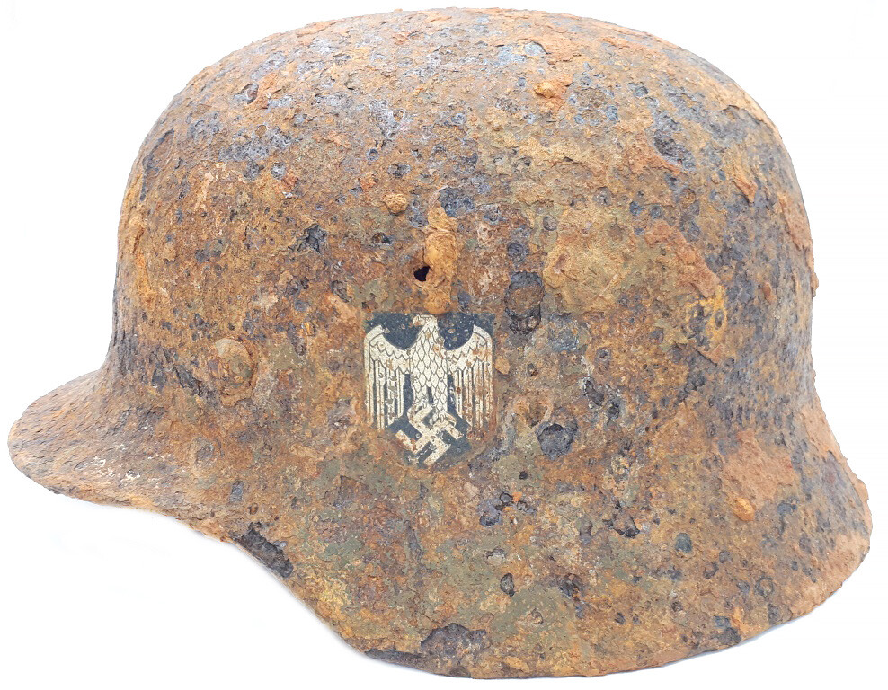Wehrmacht helmet helmet M40 / from Stalingrad
