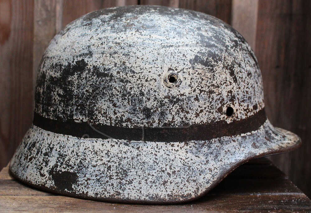 German helmet M40 / from Stalingrad