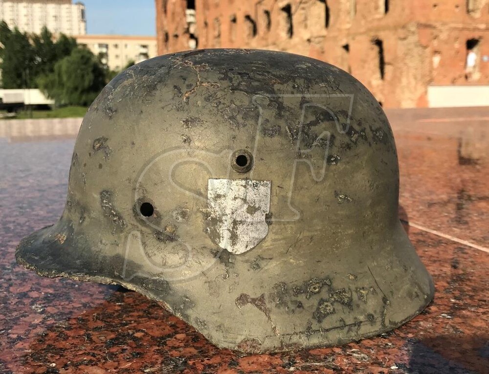 German helmet М35 from Veliky Novgorod