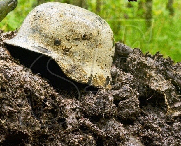 Winter camo helmet M35 / from Demyansk Pocket