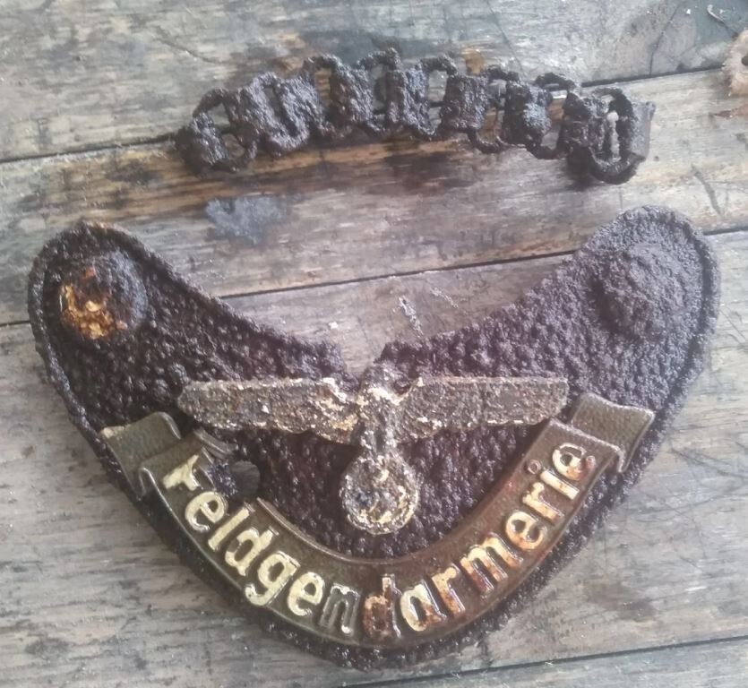Gorget Feldgendarmerie / from Balga