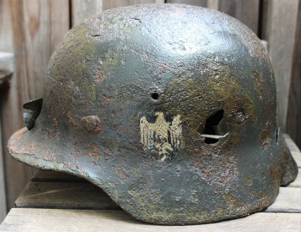 Wehrmacht helmet M40 / from Vyazma