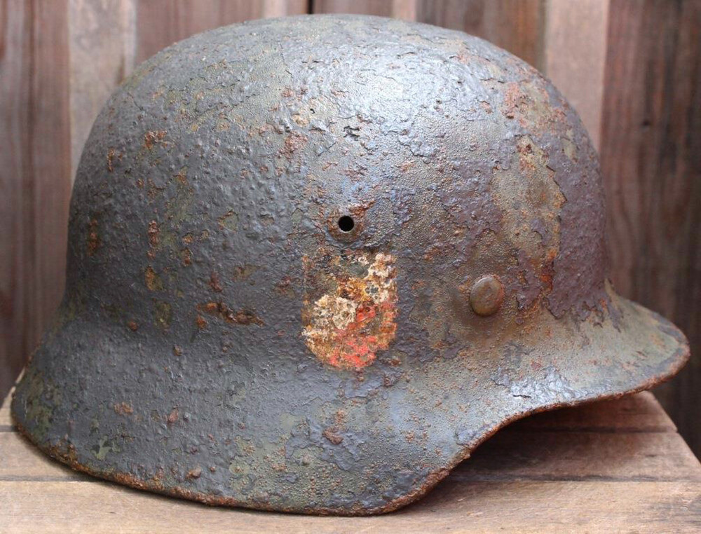 Wehrmacht helmet M35 DD / from Smolensk