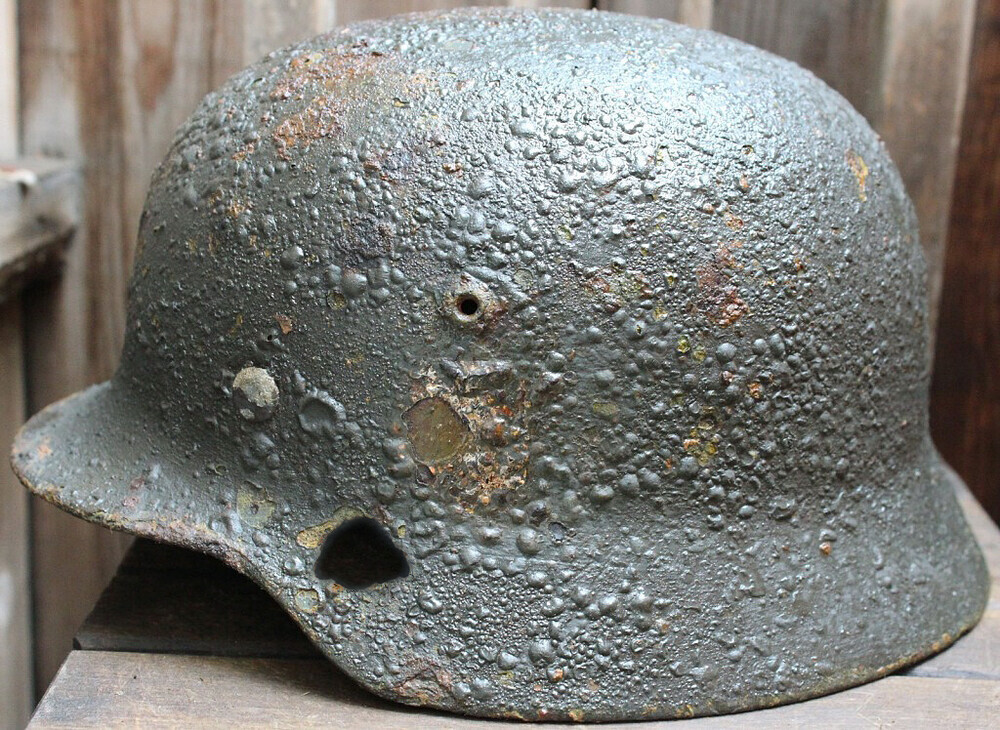 German helmet M35 / from Vyazma