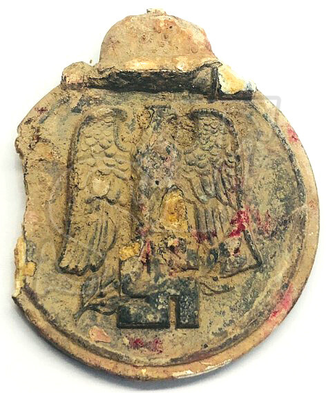 Eastern Front Medal / from Koenigsberg
