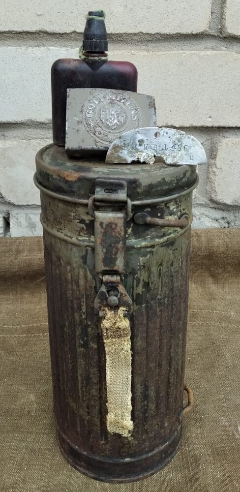 The Wehrmacht soldier's belongings / from Stalingrad