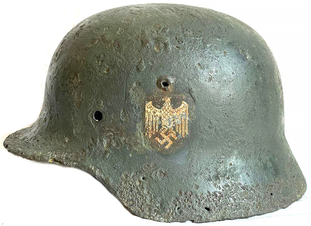 Wehrmacht helmet M35 DD / from Stalingrad