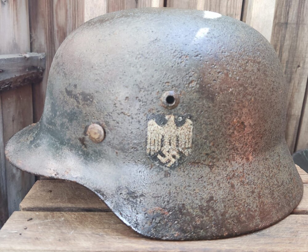 Wehrmacht helmet M35 DD / from Novgorod
