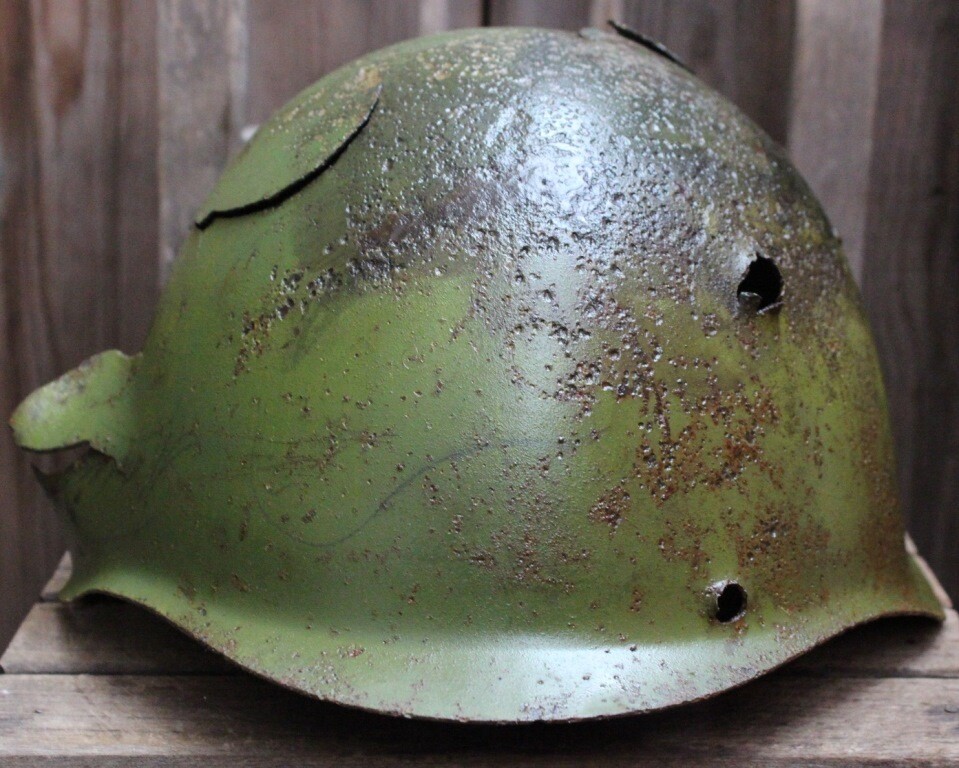 Soviet helmet SSh39 / from Karelia