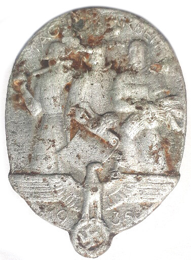 Tag der Arbeit 1935 badge / from Koenigsberg