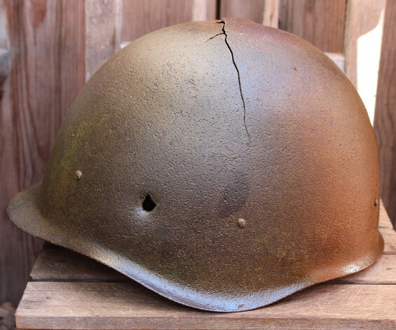 Soviet helmet SSh40 / from Vitebsk