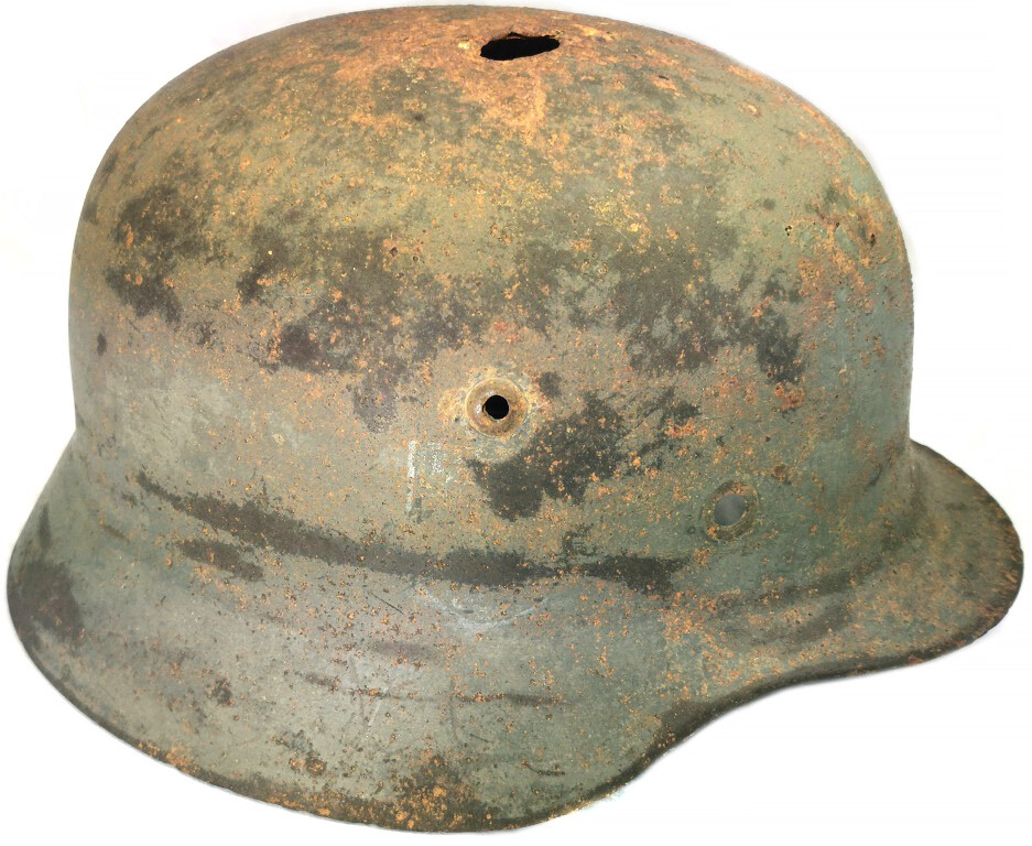 German helmet M35 / from Stalingrad