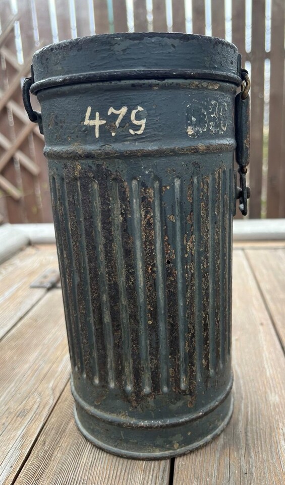 Gasmask canister / from Leningrad