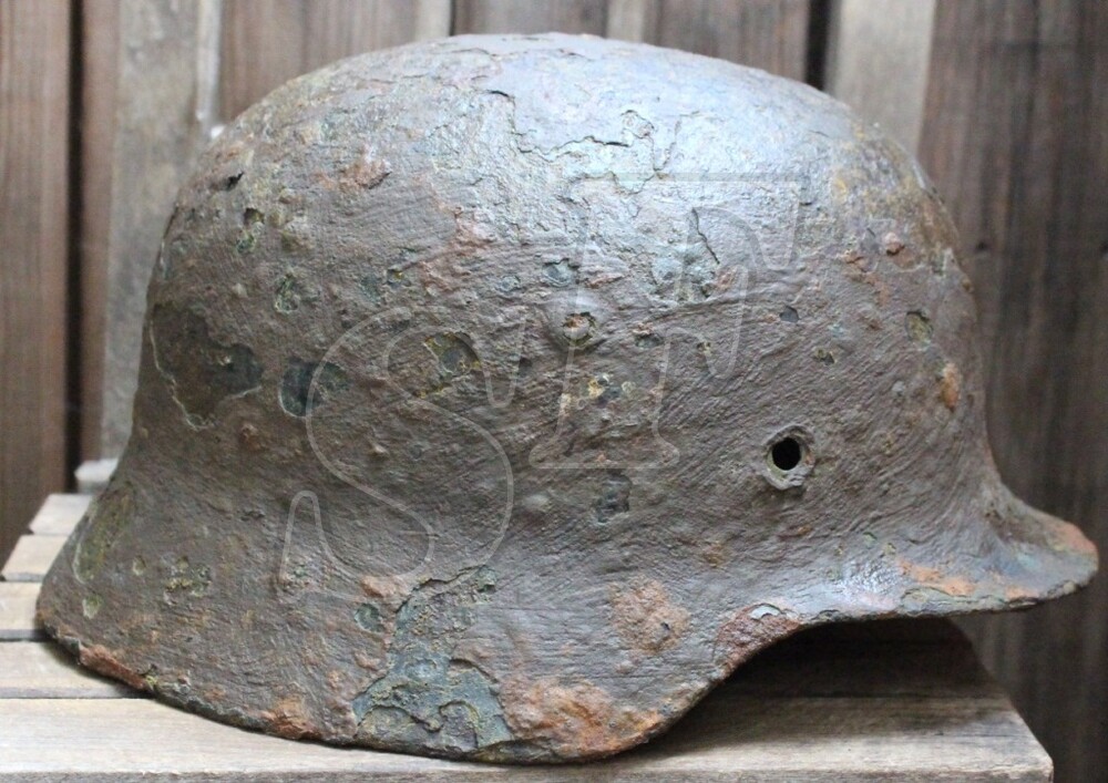 German helmet М35 / from Novgorod
