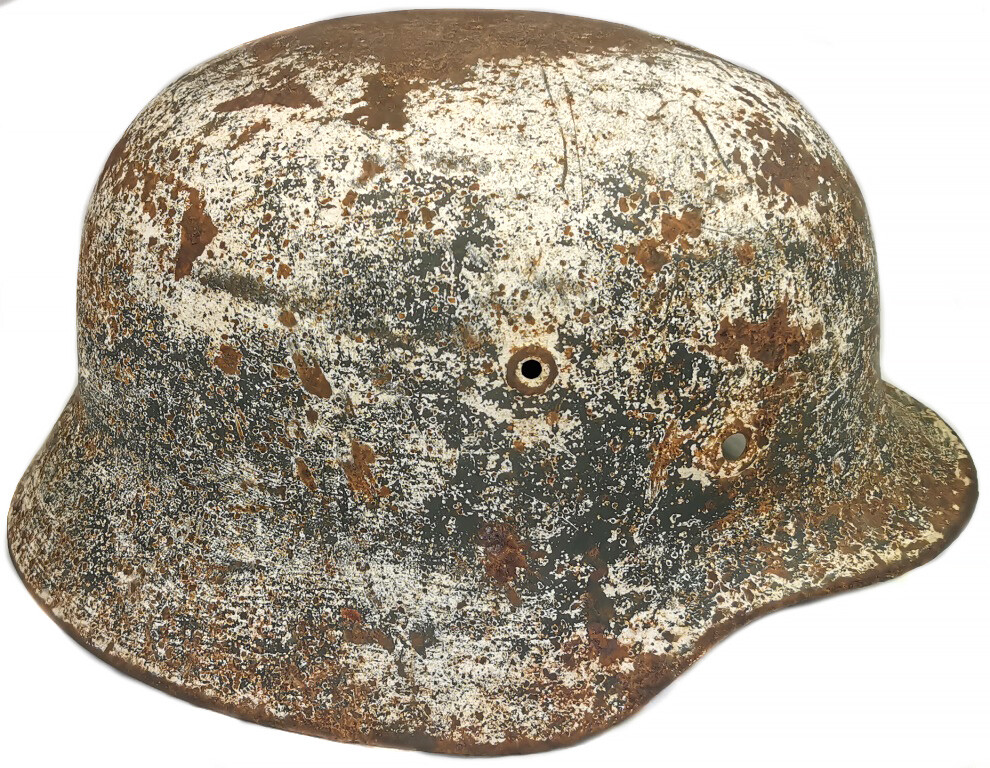 Winter camo German helmet M40 / from Stalingrad