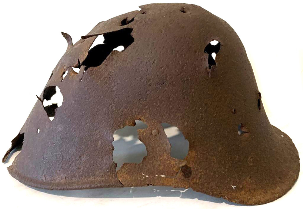Romanian helmet / from Stalingrad