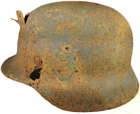German helmet M40 / from Stalingrad