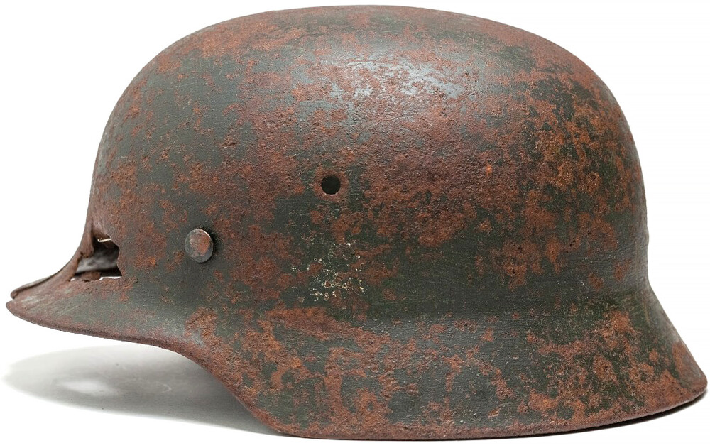 German helmet M35 / from Stalingrad