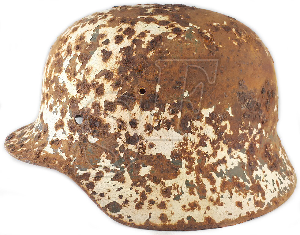 Winter camo helmet M35 / from Stalingrad