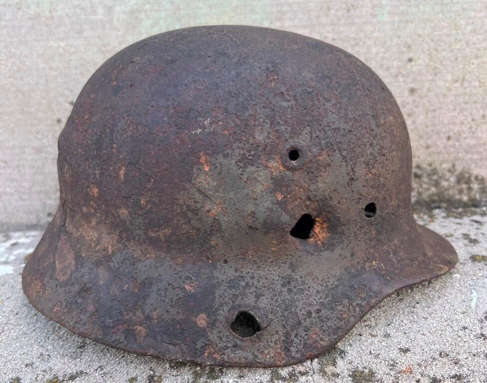 German helmet M40 / from Stalingrad