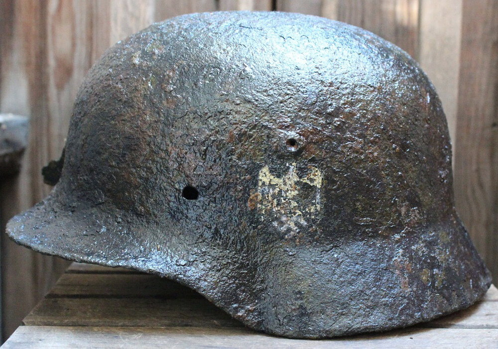 Wehrmacht helmet M35 / from Koenigsberg