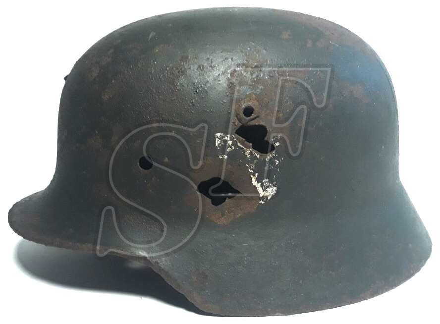 Wehrmacht helmet M35 / from Smolensk