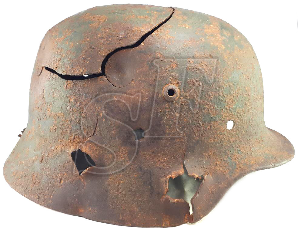 German helmet M35 / from Stalingrad