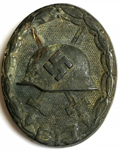 Black Wound Badge by Wilhelm Deumer / from Stalingrad