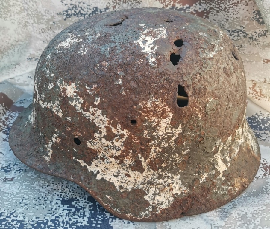 Winter camo German helmet M35 / from Moscow