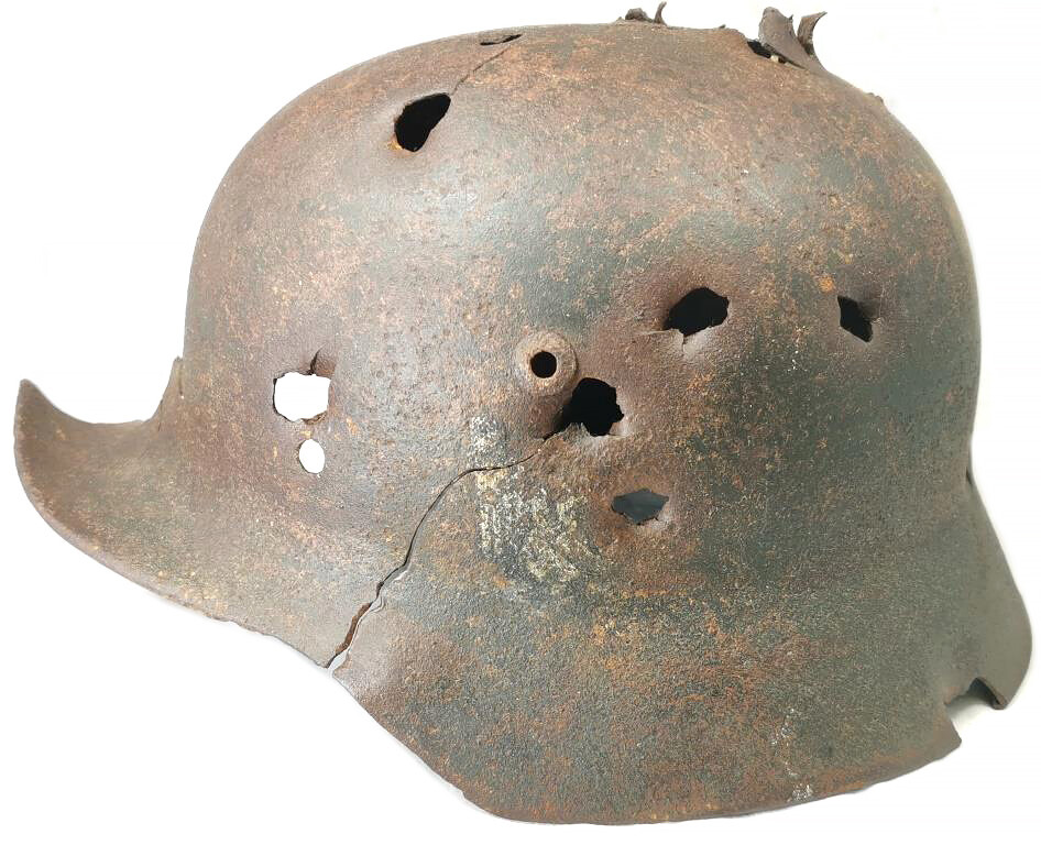 Wehrmacht helmet M35 / from Stalingrad