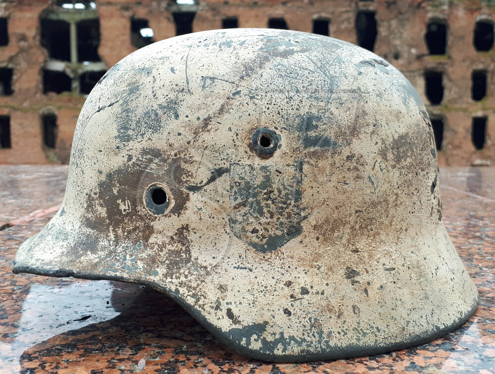 German helmet M40 / from Stalingrad