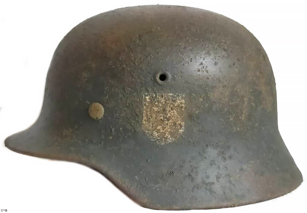Wehrmacht helmet M40 / from Kholm