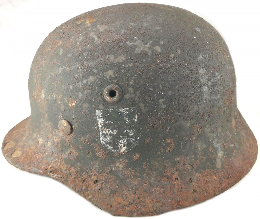German helmet M35 / from Smolensk