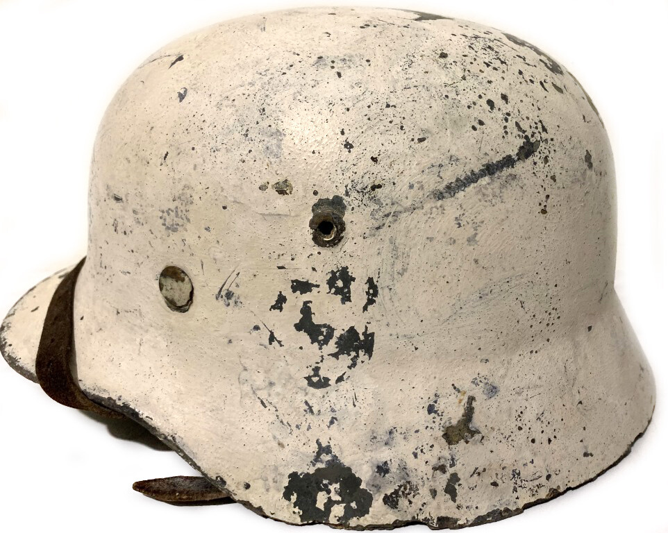 Winter camo helmet M35 / from Novgorod