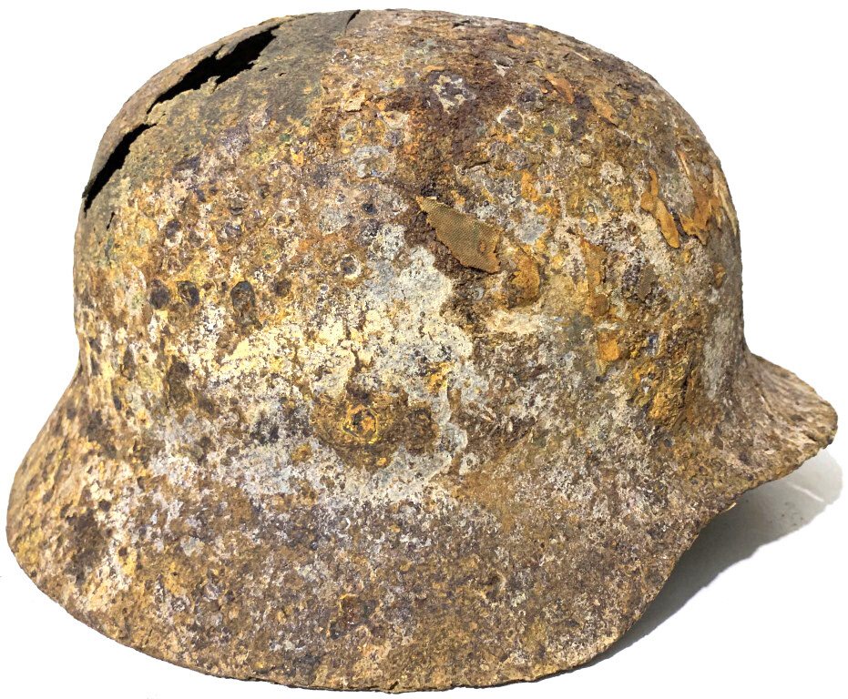 German helmet M35 / from Stalingrad