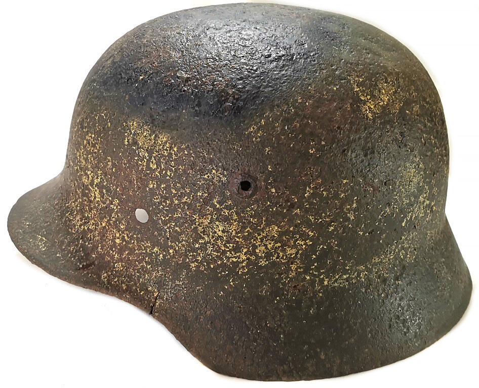 German helmet M35 / from Kursk