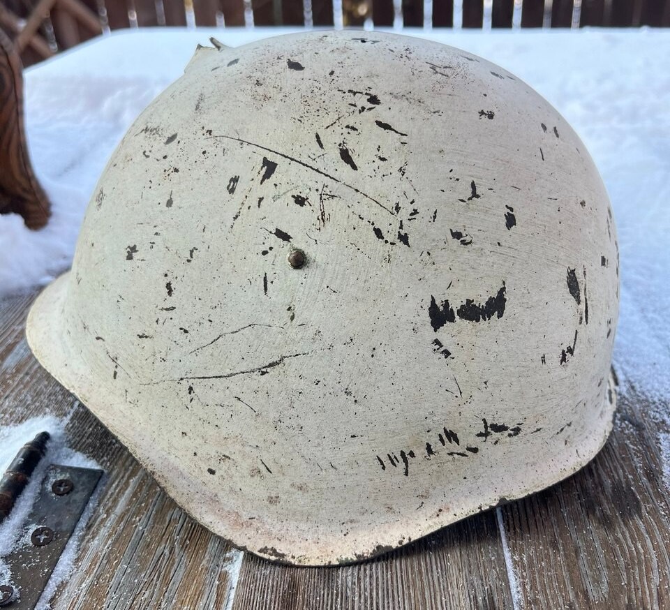 Winter camo Soviet helmet SSh39 / from Karelia