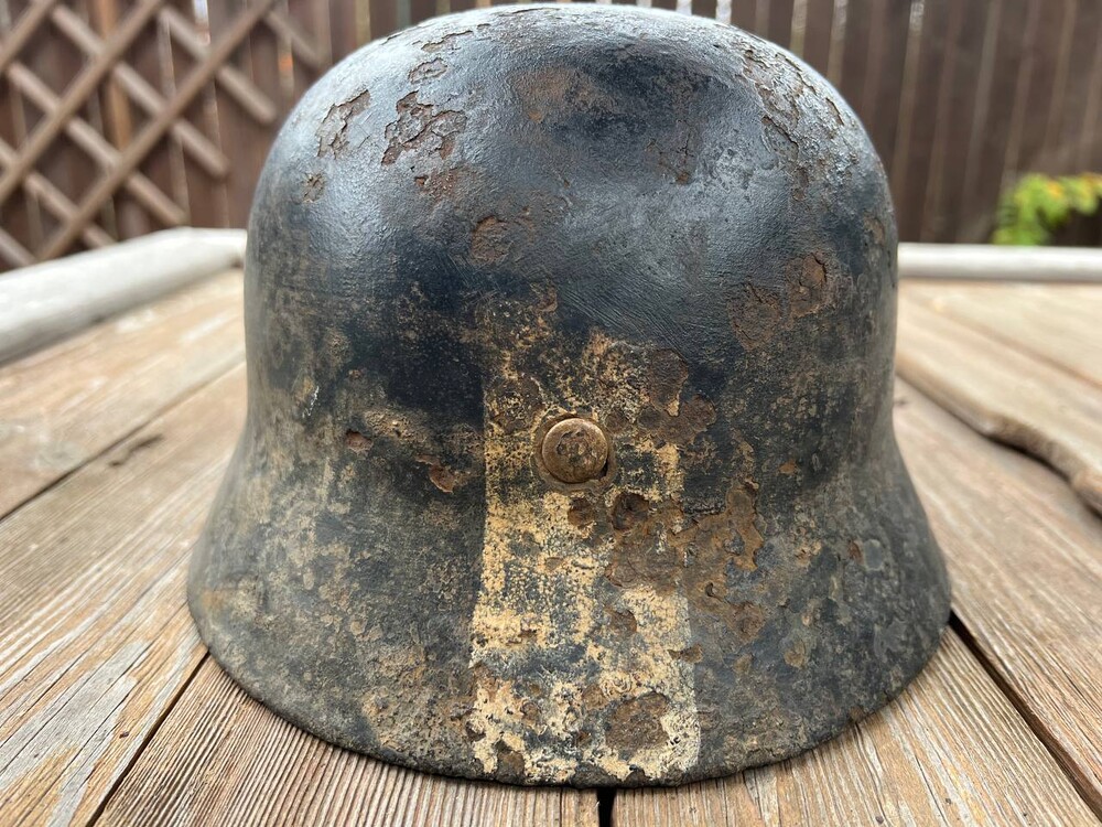 German helmet M35 / from Leningrad