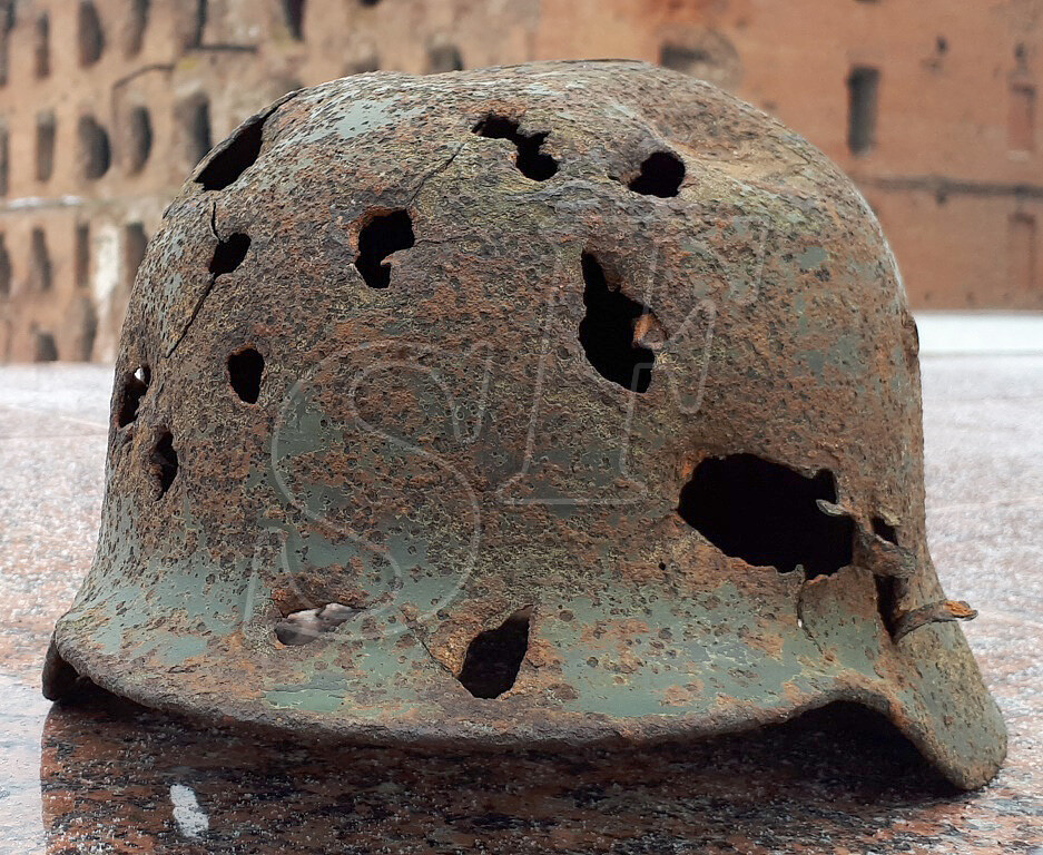 German helmet М35 / from Stalingrad